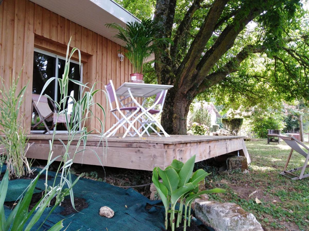 Le Chalet Du Bord De L'Eau Sainte-Terre Exterior foto